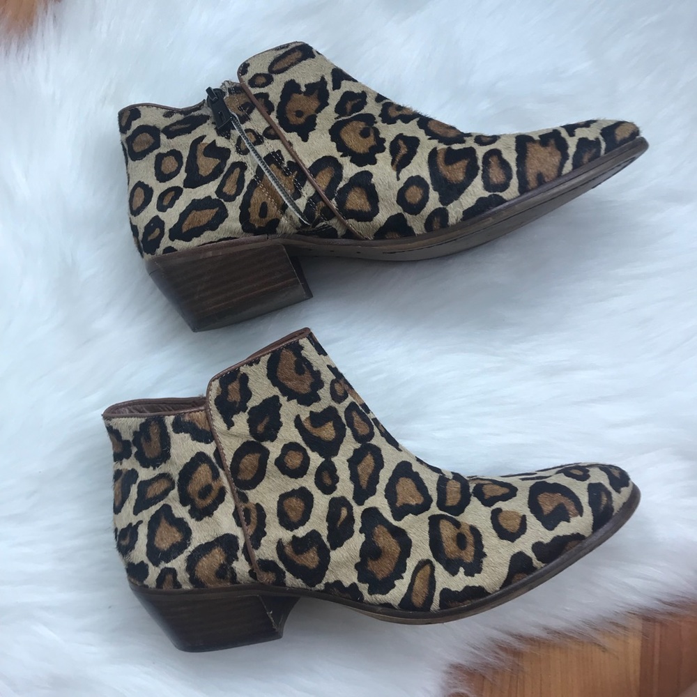 Sam Edelman Petty Ankle Boot In Leopard - Picture 5 of 8